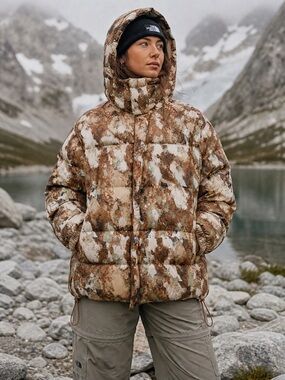 The North Face Hydrenalite Down Camo Puffer Jacket Woman's XL Gorpcore Outdoor